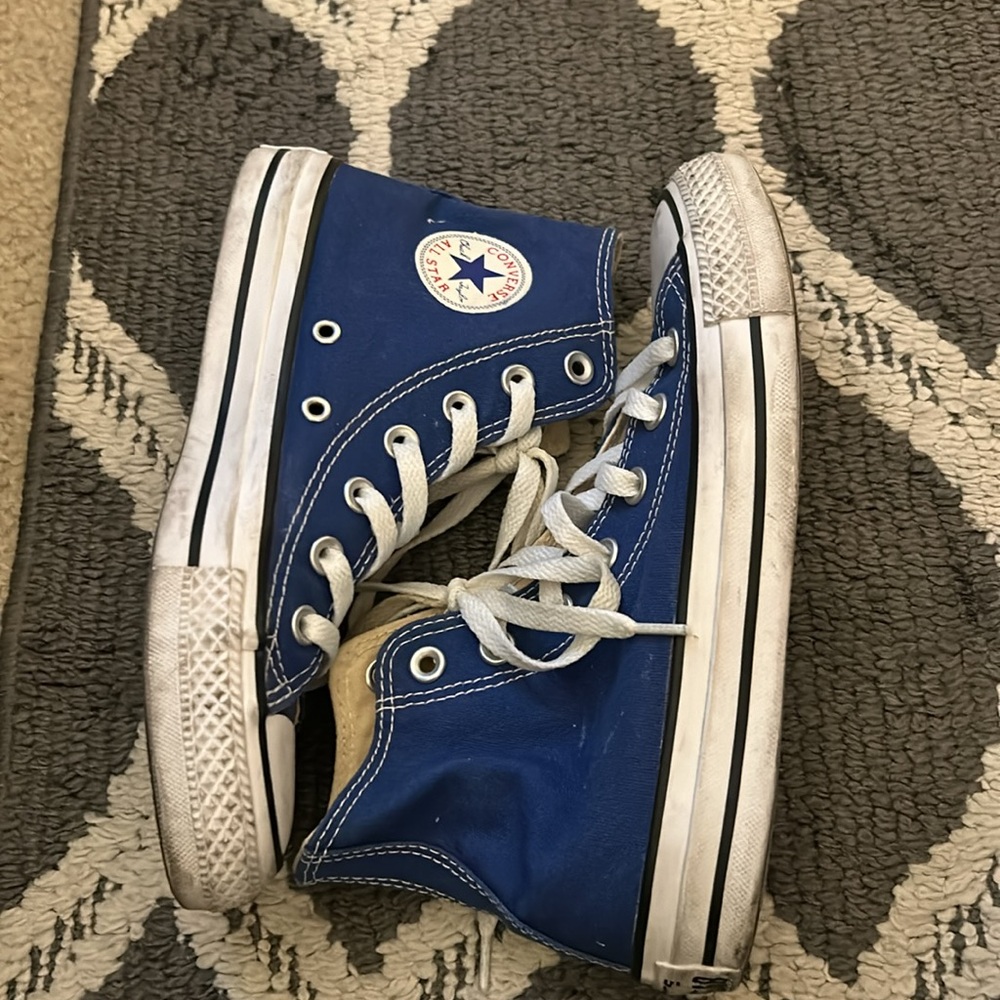 High top Blue converse